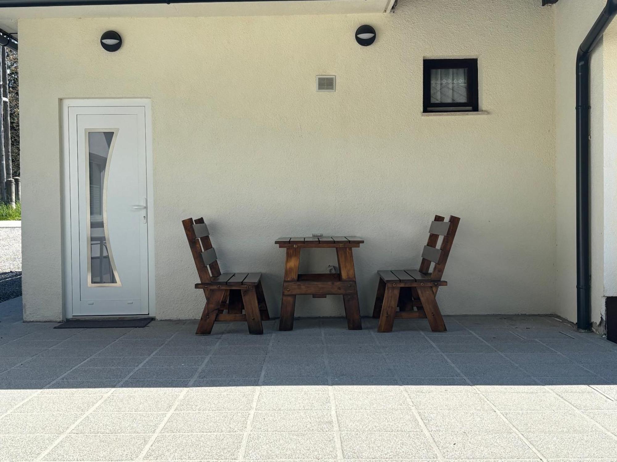 Jack'S Apartments 布莱德 外观 照片